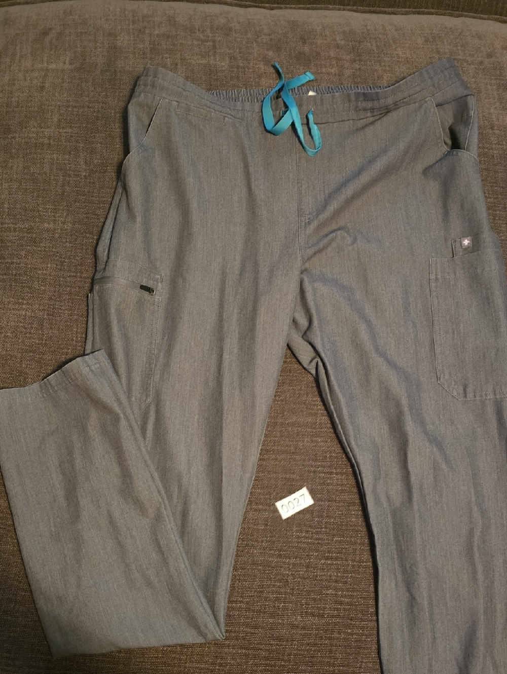 FIGS Heather Grey Original Yola Skinny Scrub Pants Large Tall Fragrance-Free